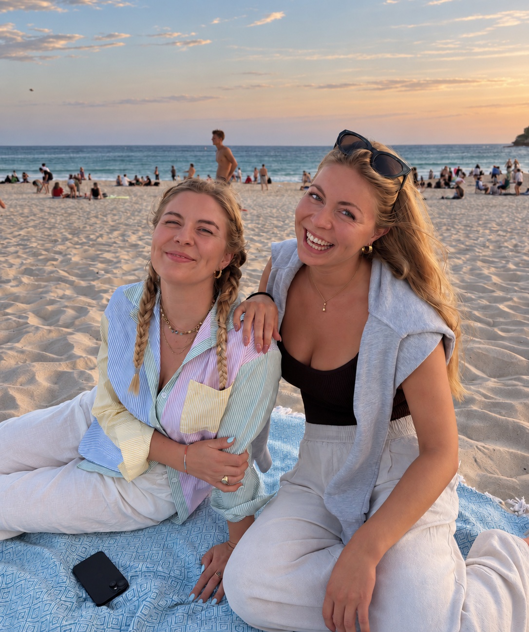 Isabel and Amanda Kristoffersen at Bondi Beach, Sydney: founders of SUKO Nordic Australia